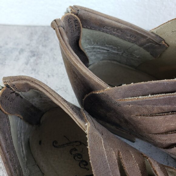 Free People Lost Valley Ankle Boots Leather Strappy Distressed Taupe sz 39 Boho - Picture 13 of 16
